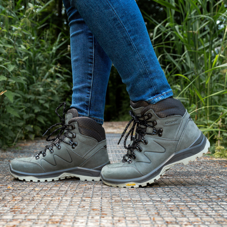 5 tips om jouw wandelschoenen in te lopen!